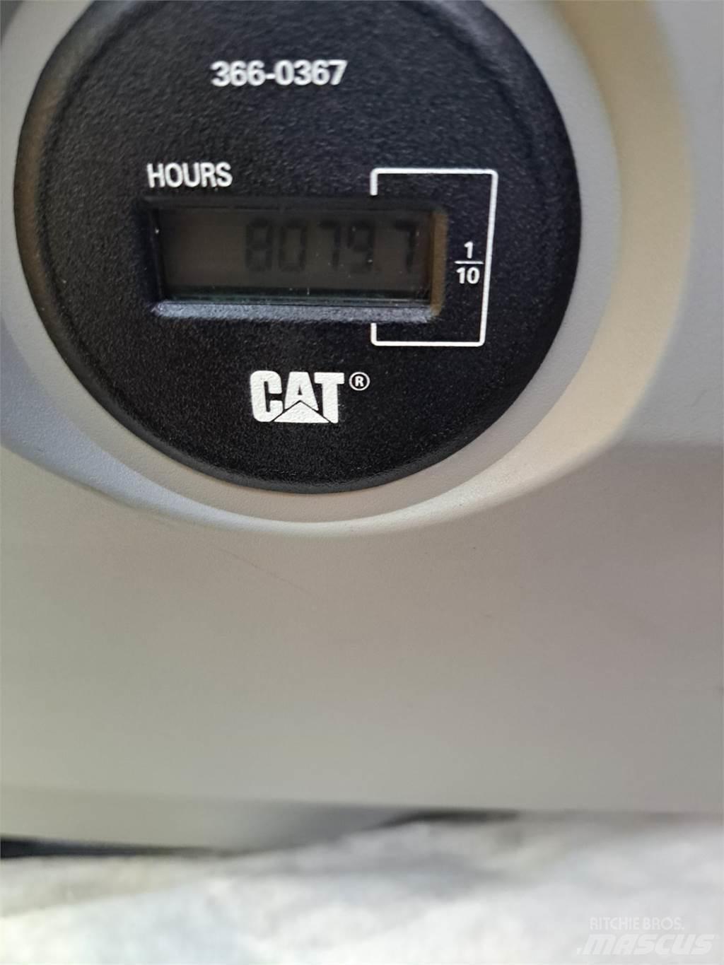 CAT 325F Vikšriniai ekskavatoriai