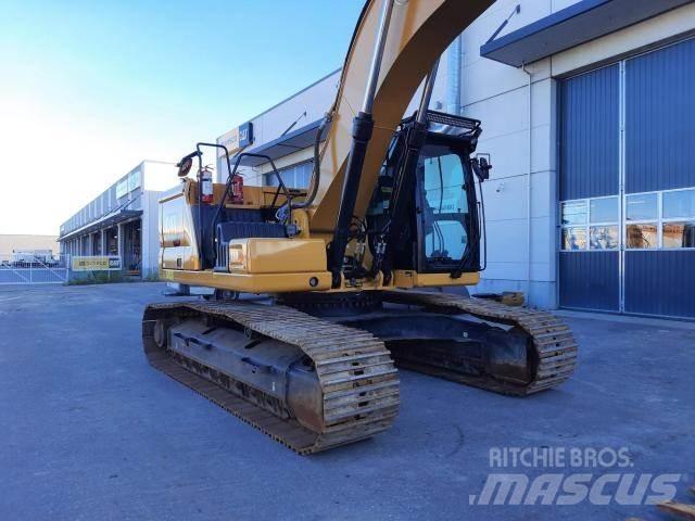 CAT 330 Vikšriniai ekskavatoriai