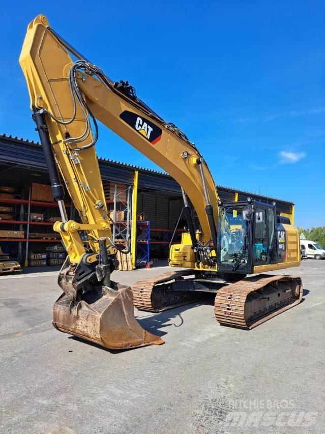 CAT 330F Vikšriniai ekskavatoriai