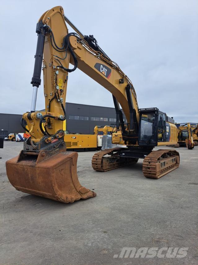 CAT 352F XE Vikšriniai ekskavatoriai