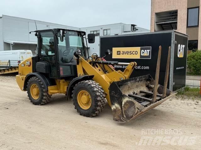 CAT 906 Naudoti ratiniai krautuvai