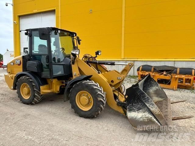 CAT 906-14 Naudoti ratiniai krautuvai