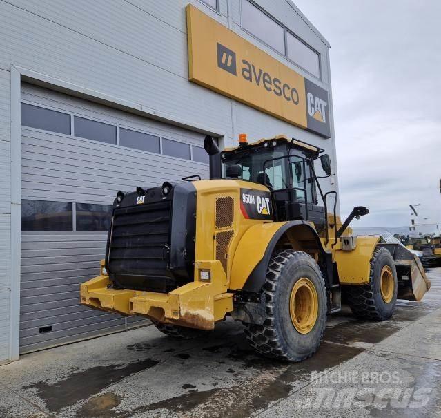 CAT 950M Naudoti ratiniai krautuvai