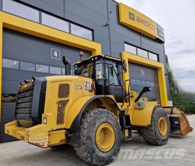 CAT 950M Naudoti ratiniai krautuvai
