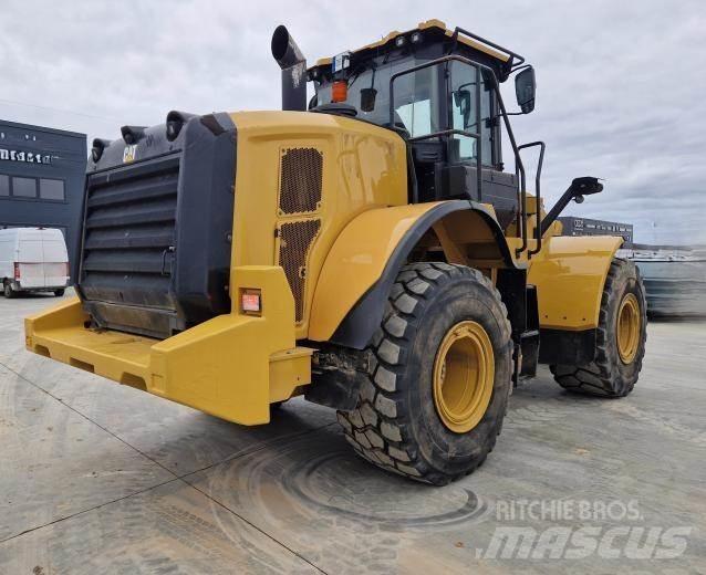 CAT 962M Naudoti ratiniai krautuvai