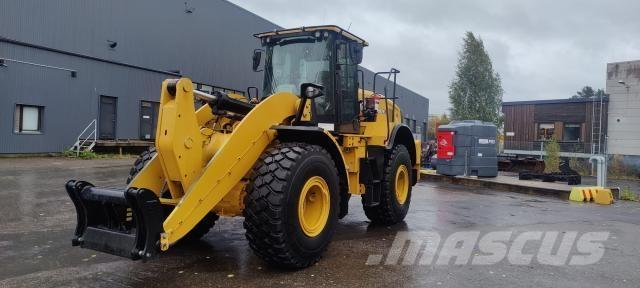 CAT 962M Naudoti ratiniai krautuvai