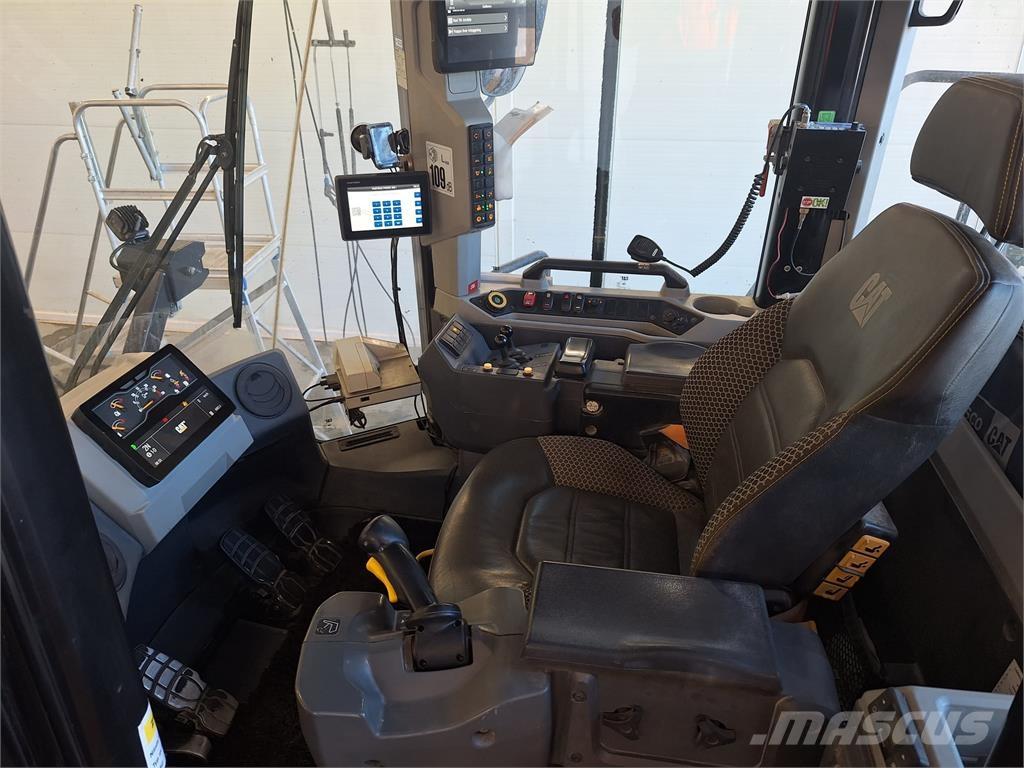 CAT 980 Naudoti ratiniai krautuvai