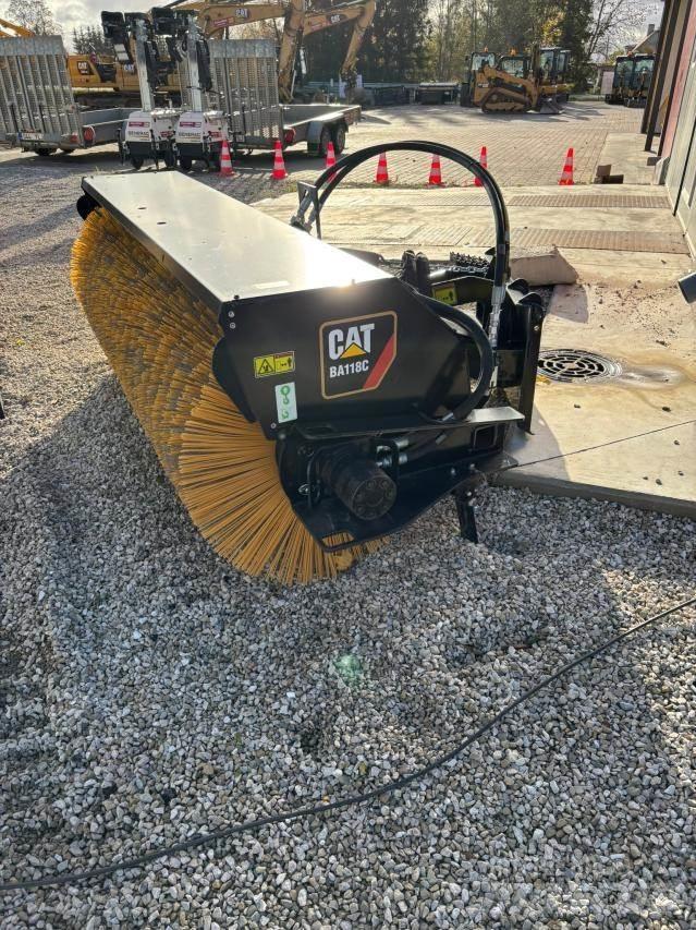 CAT Broom BA118C Krautuvai su šoniniu pasukimu