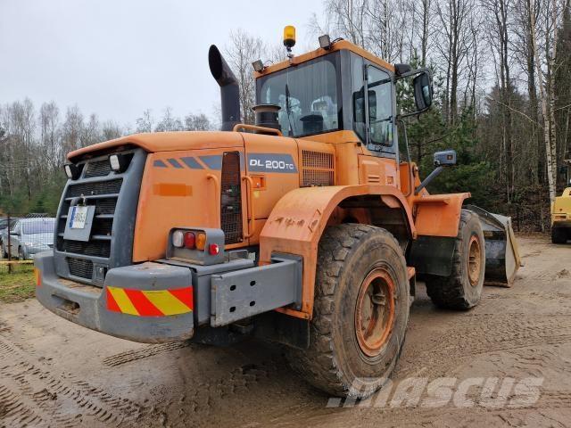 Doosan DL200 Naudoti ratiniai krautuvai