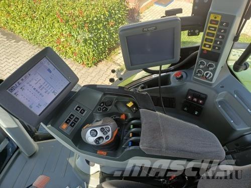 CLAAS Axion 810 Traktoriai
