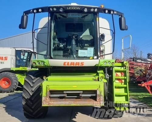 CLAAS Lexion 660 Derliaus nuėmimo kombainai