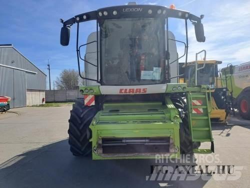 CLAAS Lexion 670 Derliaus nuėmimo kombainai