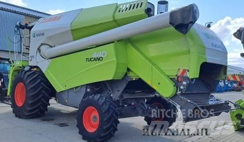 CLAAS Tucano 440 Derliaus nuėmimo kombainai