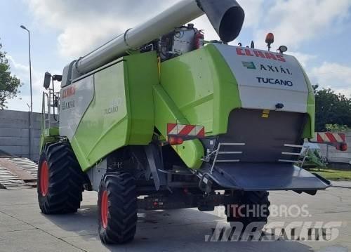 CLAAS Tucano 440 Derliaus nuėmimo kombainai