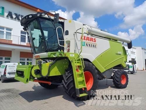 CLAAS Tucano 440 Derliaus nuėmimo kombainai
