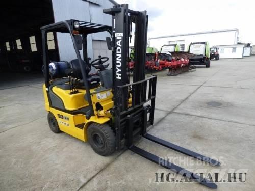 Hyundai 20L-7M Žemės ūkis - Kita
