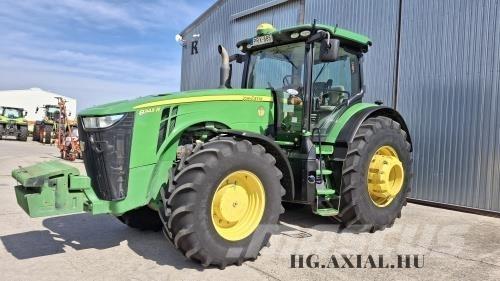 John Deere 8345R Traktoriai