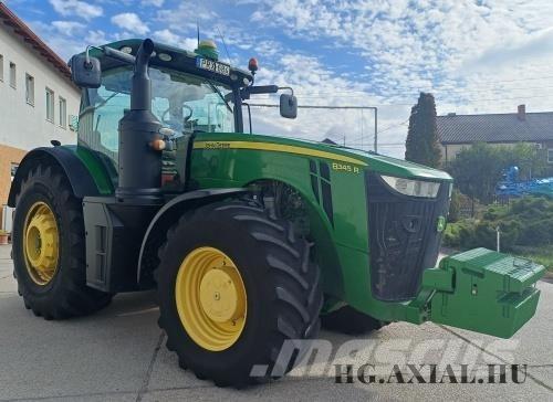 John Deere 8345R Traktoriai