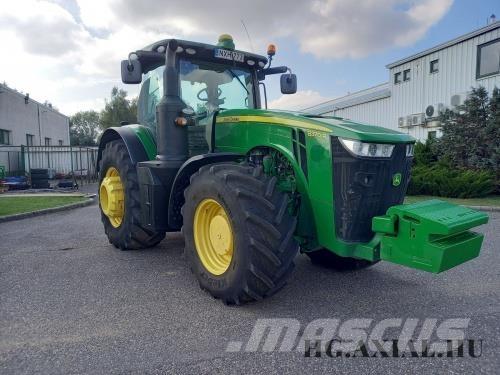 John Deere 8370R Traktoriai