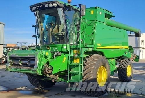 John Deere T660 Derliaus nuėmimo kombainai