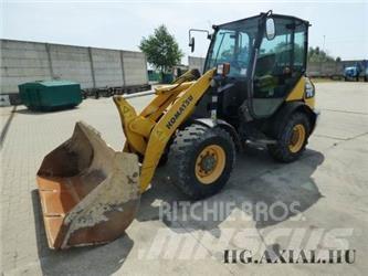 Komatsu 65 Naudoti ratiniai krautuvai