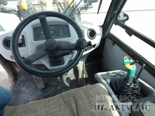 Komatsu 65 Naudoti ratiniai krautuvai