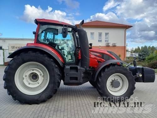 Valtra T234A Traktoriai