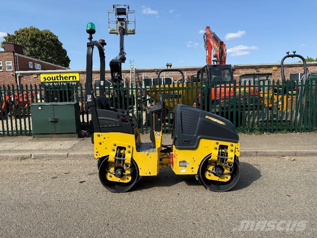 Bomag BW 80 AD-5 Porinių būgnų volai