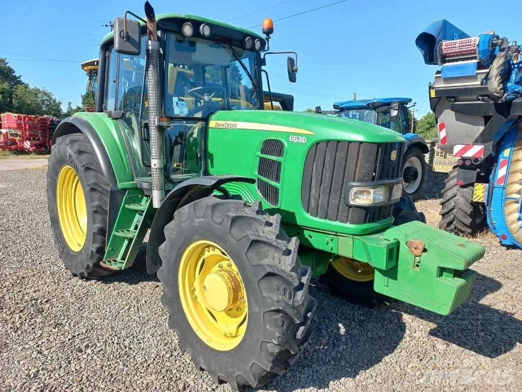 John Deere 6630 Traktoriai