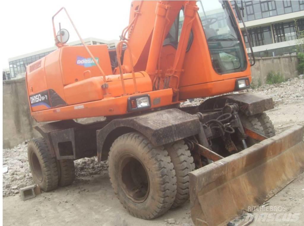 Doosan DH 150 W-7 Ratiniai ekskavatoriai