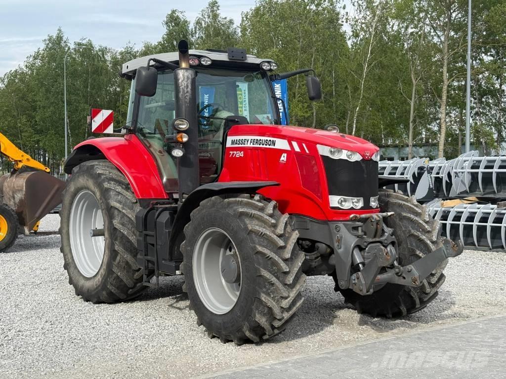 Massey Ferguson 7724 Traktoriai