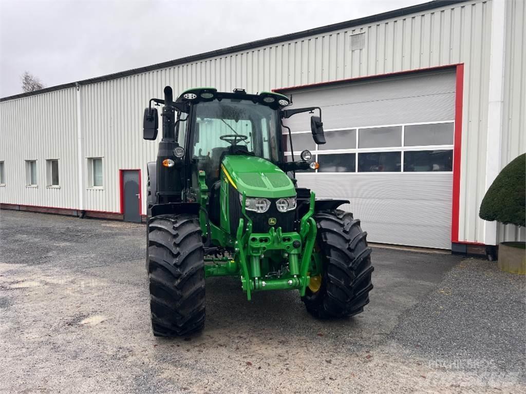 John Deere 6120M Traktoriai