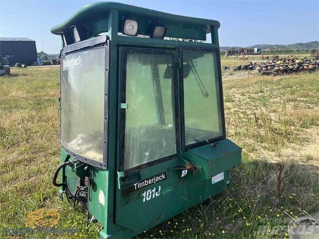 Timberjack 1010 Kabinos ir salonai