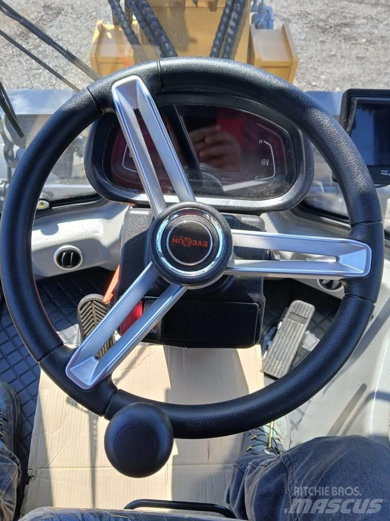 Everun ER 2500 Vikšriniai krautuvai