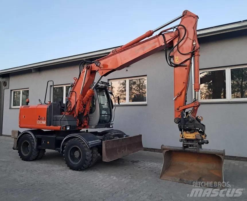 Hitachi ZX 130 W Ratiniai ekskavatoriai