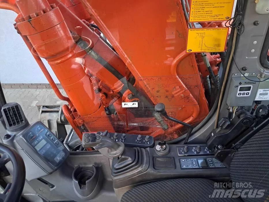 Hitachi ZX 130 W Ratiniai ekskavatoriai