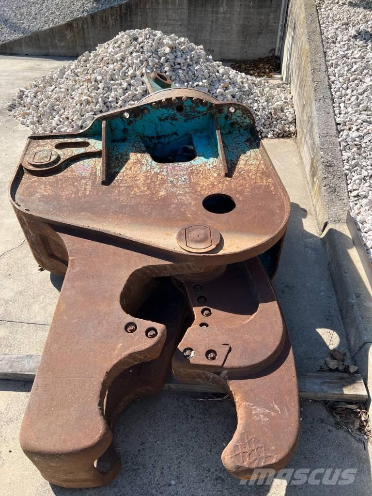 CMI fr 26 Griebtuvai