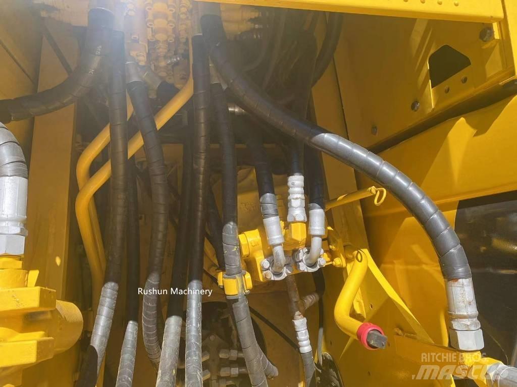 Komatsu PC 200 Vidutinės galios ekskavatoriai 7-12 t