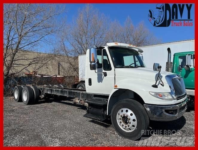 International 4400 Platformos/ Pakrovimas iš šono