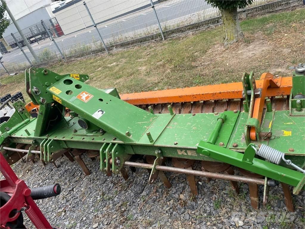 Amazone KE403 Varomosios akėčios ir žemės frezos