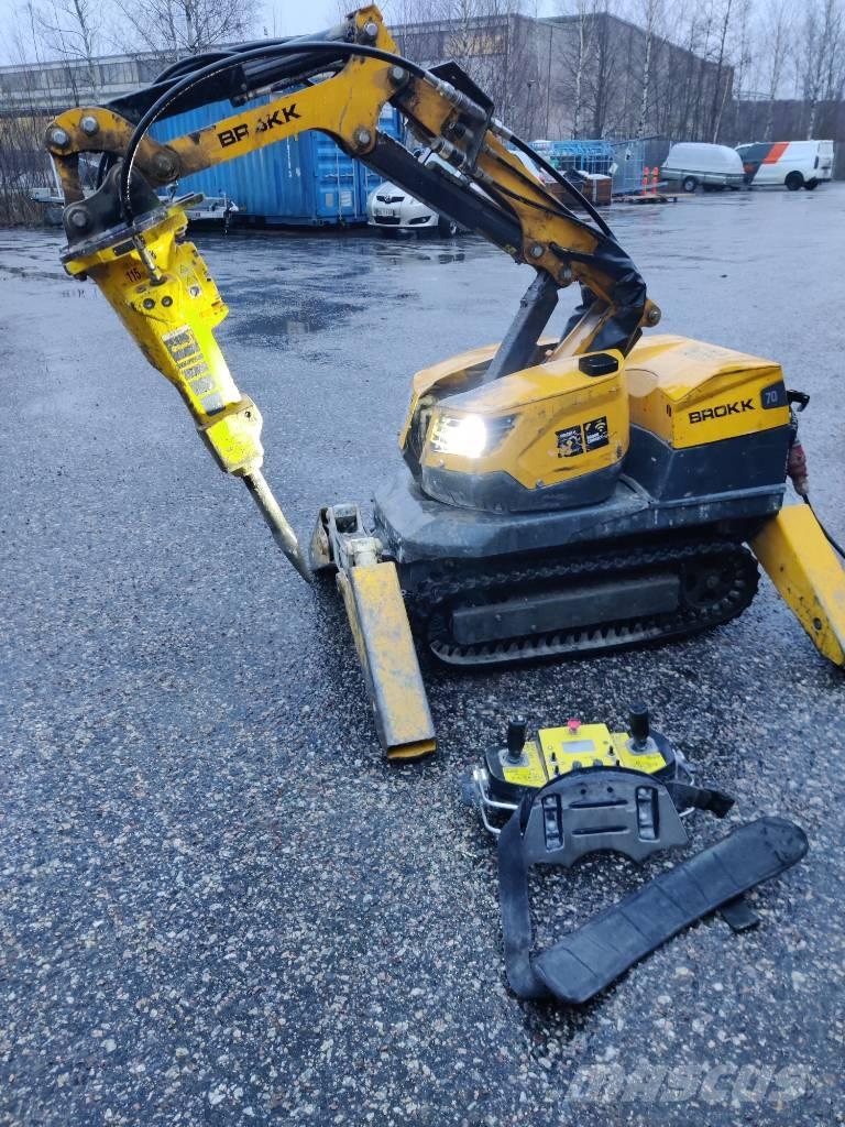 Brokk 70 Griovimo ekskavatoriai