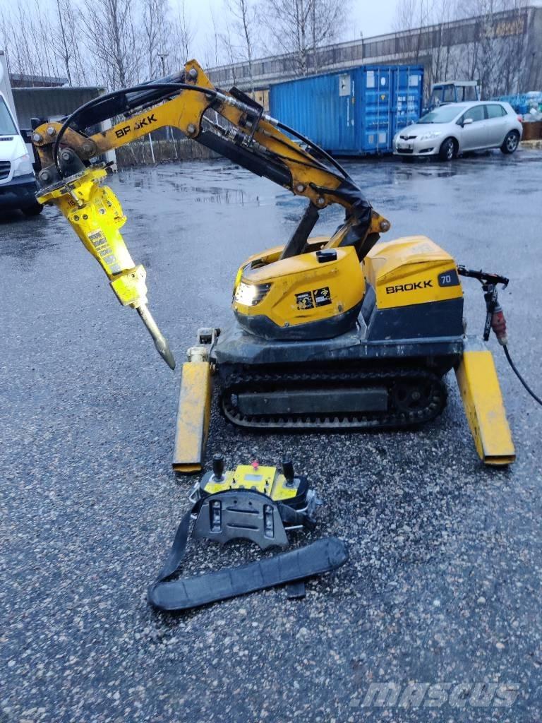 Brokk 70 Griovimo ekskavatoriai