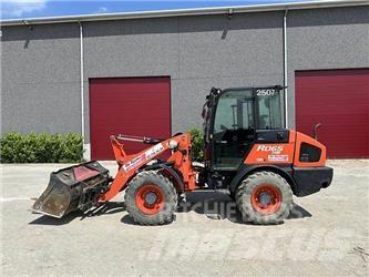 Kubota DR2507 Naudoti ratiniai krautuvai