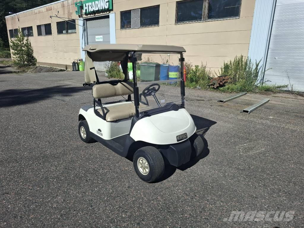 Ezgo RXV Golfo vežimėliai