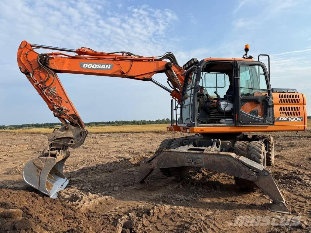 Doosan DX 160 W-3 Ratiniai ekskavatoriai