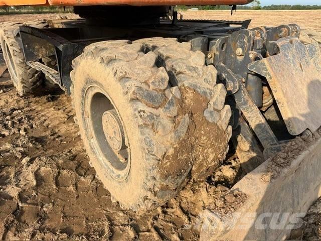 Doosan DX 160 W-3 Ratiniai ekskavatoriai