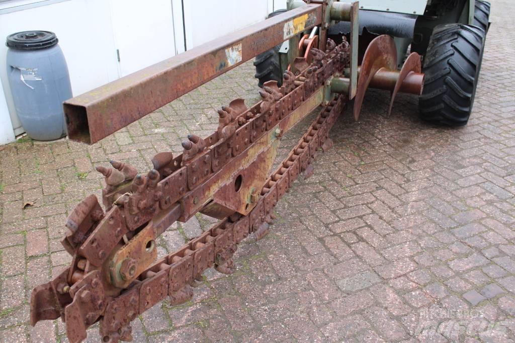 Ditch Witch 3210 Tranšėjų ekskavatoriai