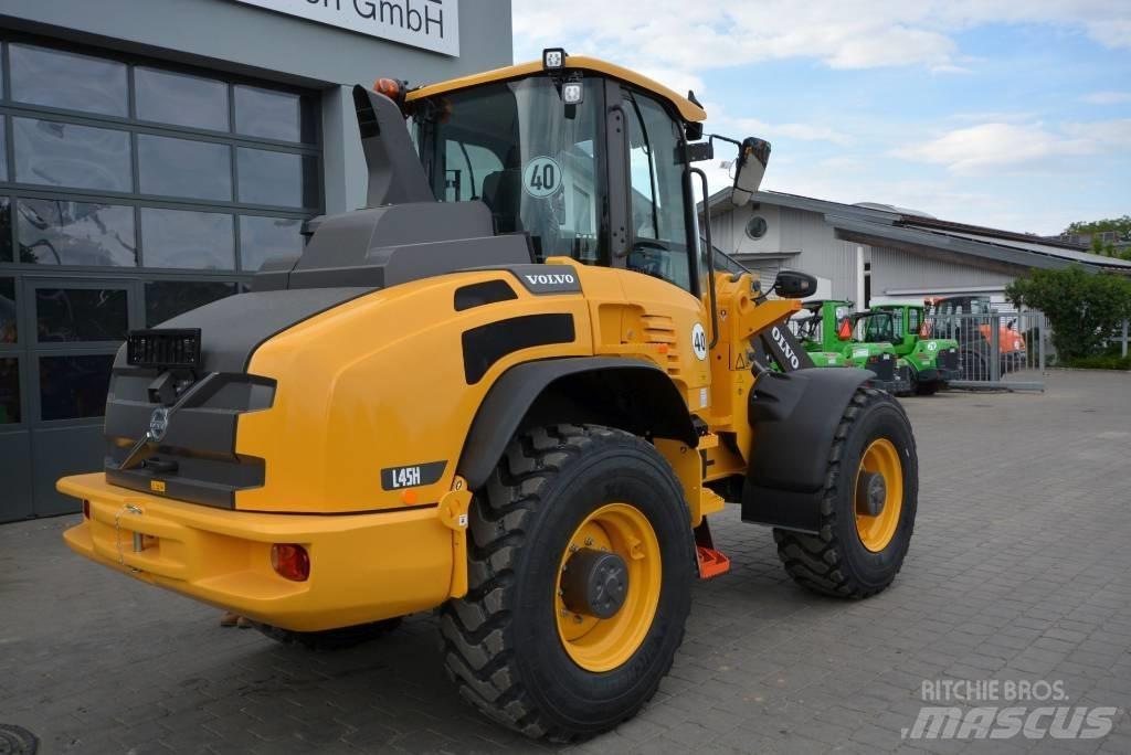 Volvo L 45 HS Naudoti ratiniai krautuvai