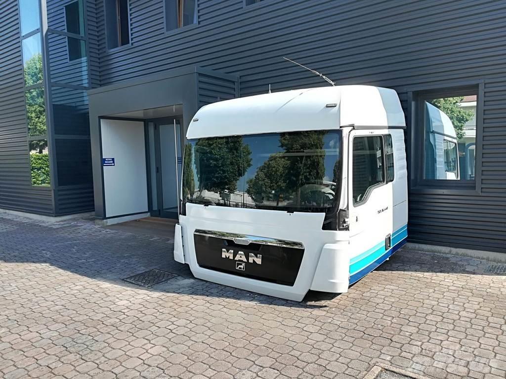 MAN TGX XLX EURO 5 Kabinos ir salonai