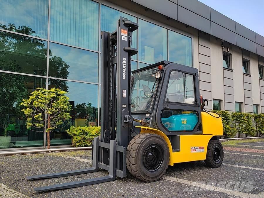 Komatsu FG40T-7 LPG (dujiniai) krautuvai